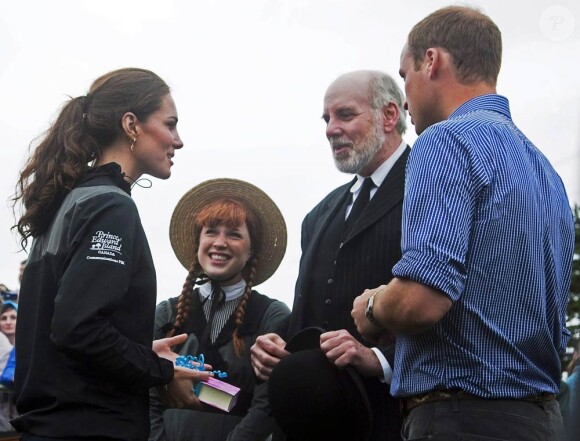 Le prince William et la duchesse Catherine de Cambridge en visite dans la province de l'Île du Prince Edward, au Canada, le 4 juillet 2011.