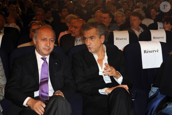 Laurent Fabius et BHL au grand meeting organisé pour une Syrie démocratique, le 4 juillet 2011.