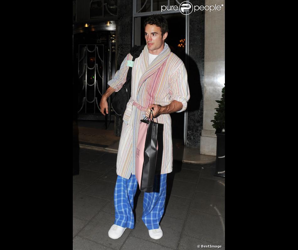 Thom Evans arrive à la soirée pyjama organisée par Tatler, au Clardige Hotel, à Londres. Le 8 juillet 2011