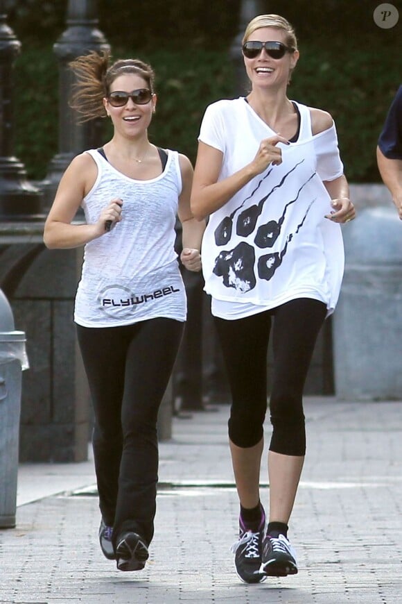 Heidi Klum fait son jogging tous les matins avec ses copines tops. New York, le 9 juillet 2011