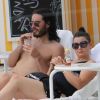 Russell Brand, surpris avec une amie à Miami, vendredi 8 juillet 2011.
