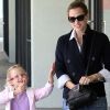 Jennifer Garner et sa fille Violet Affleck se promènent à Brentwood, Los Angeles, le 29 juillet 2011