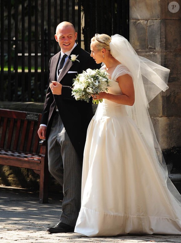 Zara Phillips et Mike Tindall lors de leur mariage à Edimbourg, en Ecosse, le samedi 30 juillet 2011.