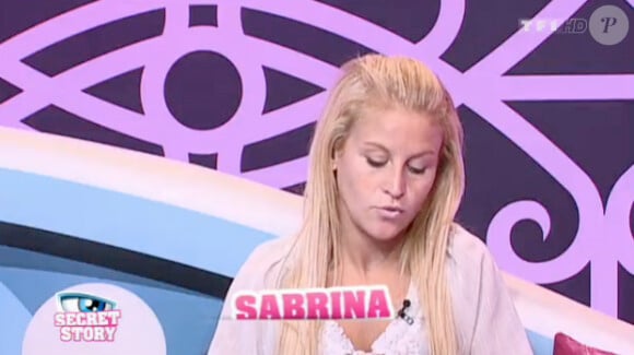 Sabrina est vexée dans Secret Story 5