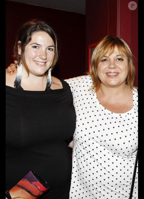Michèle Bernier et sa fille Charlotte en juillet 2011 au concert de Liza Minelli