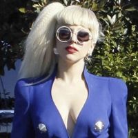 Lady Gaga : son look de Schtroumpfette coquine lui va comme un gant