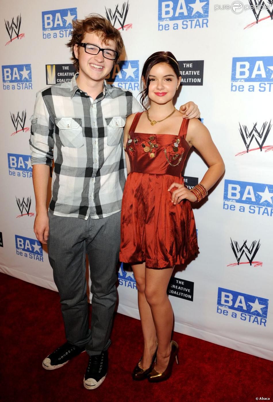 Angus T. Jones et Ariel Winter lors de WWE's And Creative ...