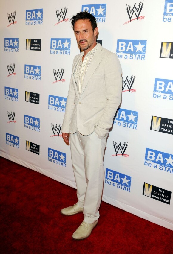 David Arquette lors de WWE's And Creative Coalition's 'Be A STAR' à l'hôtel The Andaz à Hollywood le 11 août 2011
