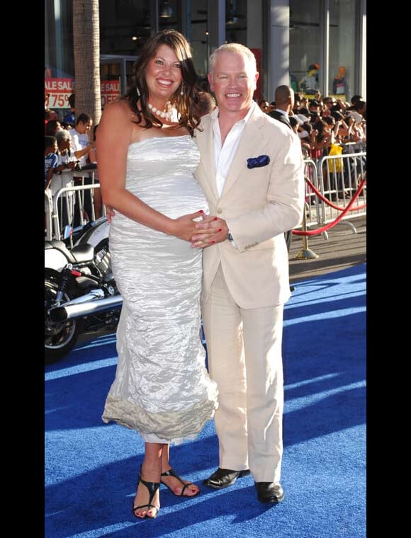 Neal McDonough et sa femme Ruvé lors de l'avant première de Captain America en juillet 2011 à Los Angeles