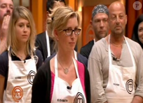 Élisabeth est félicitée dans Masterchef, jeudi 25 août 2011 sur TF1