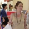 Rebecca Gayheart, enceinte, reste une future maman active en allant faire les courses à Los Angeles. Le 27 août 2011