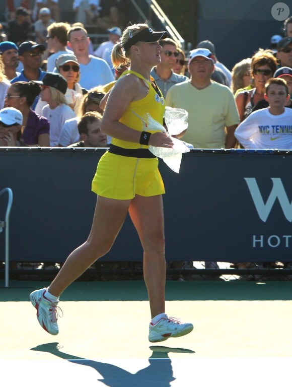 Jamie Hampton, victime d'un malaise lors du premier tour de l'US Open le 30 août 2011, a reçu les premiers soins des mains des soigneurs et de son adversaire Elena Baltacha.