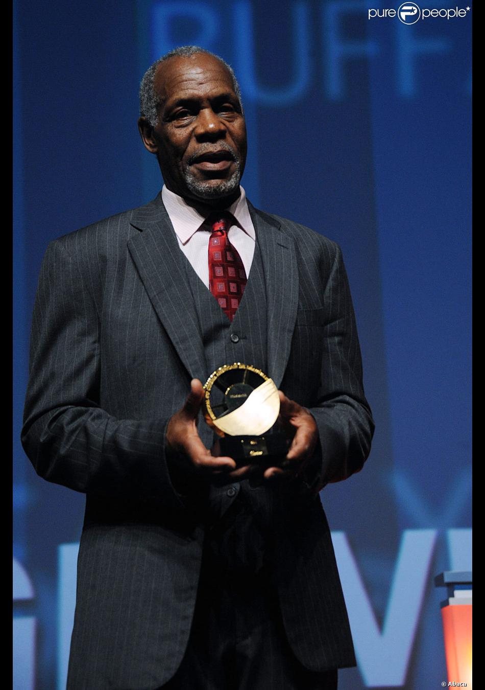 Danny Glover, recevant des honneurs, lors du festival de Deauville le 7 septembre 2011 - Purepeople