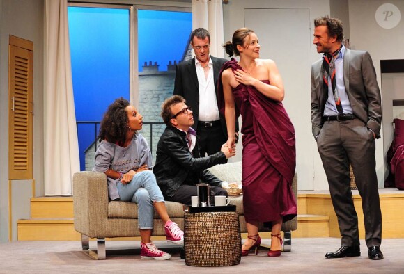 Alexandre Brasseur et Delphine Depardieu répètent la pièce De filles en aiguilles, au Théâtre de la Michodière, à Paris. Le 14 septembre 2011