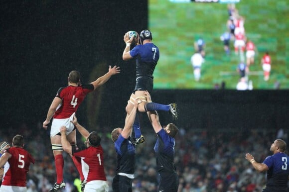 Julien Bonnaire lors de la victoire française en Coupe du Monde de rugby face au Canada en Nouvelle-Zélande le 18 septembre 2011