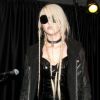 Taylor Momsen, à quelques minutes d'entrer sur scène avec son groupe, est désormais bien loin de son sage et discret personnage dans Gossip Girl. New York, le 4 mars 2011.
