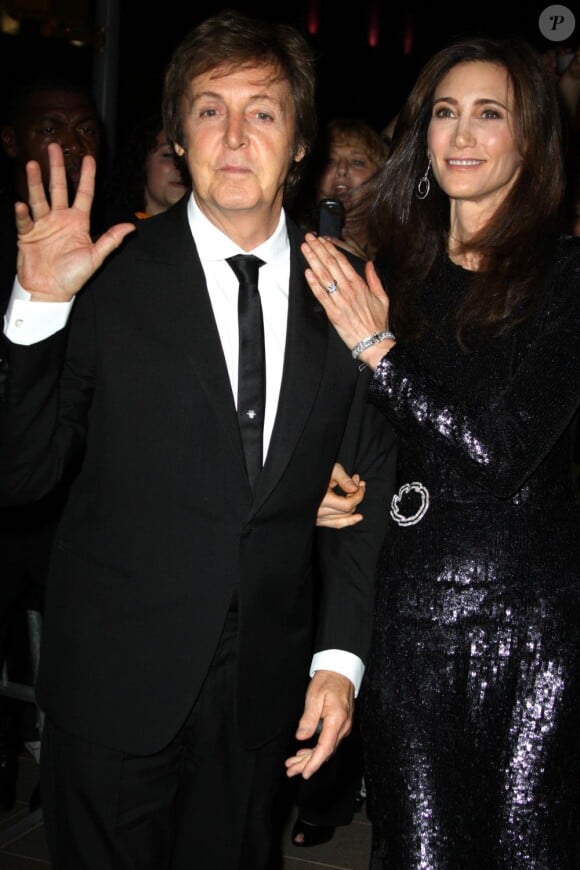 Paul McCartney et sa future épouse Nancy lors de la présentation du ballet Ocean's Kingdom, le 22 septembre, à New York.