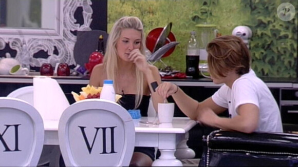 Geoffrey et Marie très proches dans Secret Story 5
