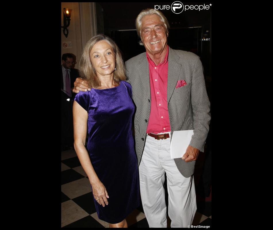 Pierre Cornette De Saint Cyr Et Marie Laforet Maître Pierre Cornette de Saint Cyr et sa femme lors du 26e gala de l