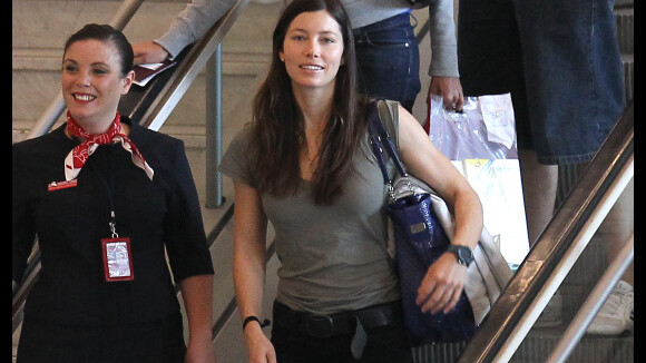 Jessica Biel : Irrésistible au naturel, elle va faire chavirer Paris