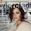 C'est dans une robe blanche que Marion Cotillard pose en Une du magazine polonais Zwierciadlo. Novembre 2006.