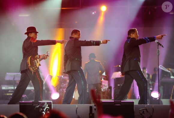 Jackie, Tito et Marlon Jackson lors du concert hommage à Michael Jackson, à Cardiff le 8 octobre 2011