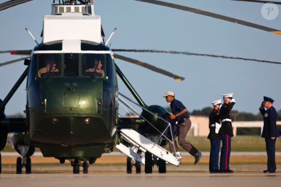 Barack Obama s'apprête à rejoindre la base d'Andrews après avoir joué au golf le 8 octobre 2011