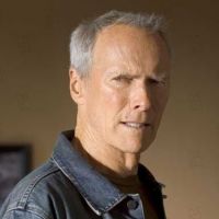 Clint Eastwood inquiète le FBI, alors que Bush le voulait à ses côtés