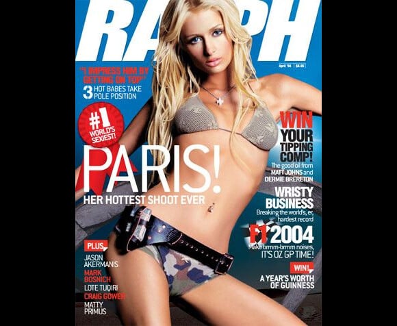 Paris Hilton joue la militaire sexy pour le magazine Ralph. Avril 2004.