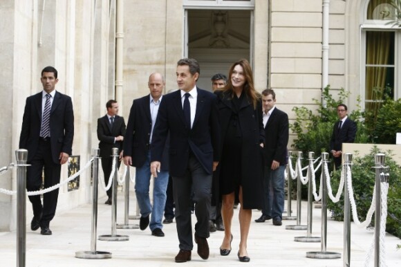 Nicolas et Carla Sarkozy lors des journées européennes du patrimoines à l'Elysée le 17 septembre 2011