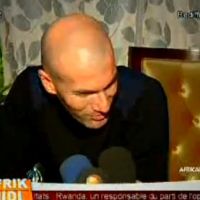 Zinedine Zidane : Accueilli comme une rock star lors d'une visite au Mali
