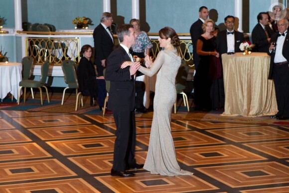 Le prince Frederik et la princesse Mary de Danemark ont fait honneur au bal donné au Hilton de New York en l'honneur du 100e anniversaire de la Fondation Américano-Scandinave, le 21 octobre 2011.