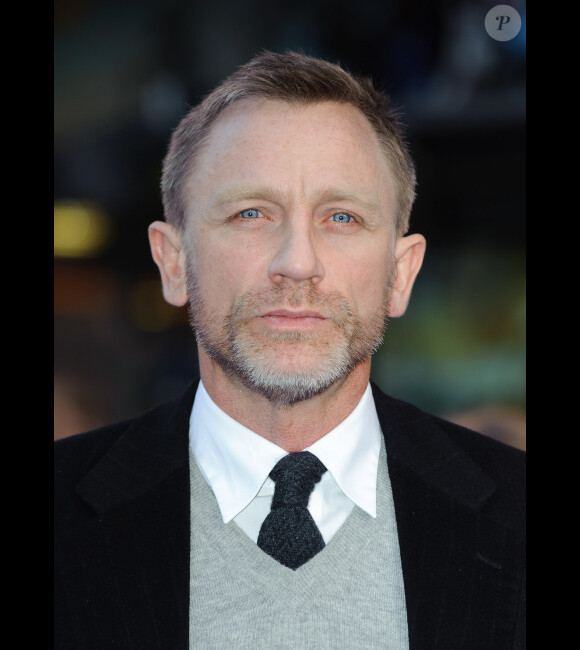 Daniel Craig, le regard bleuté, présente Les aventures de Tintin : Le secret de la Licorne à Londres le 23 octobre 2011.