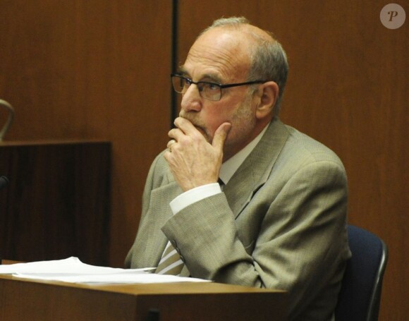 Lors du procès de Conrad Murray à Los Angeles le 24 octobre 2011 - ici le docteur Allan Metzger