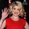Kelly Osbourne, victime des lampes chauffantes du tapis rouge. Munich, le 24 octobre 2011.