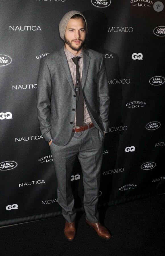 Ashton Kutcher au bel des Gentlemen du magazine GQ, à New York, le 26 octobre 2011.