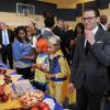 Le prince Daniel de Suède s'est rendu à l'école élémentaire Miner de Washington le 26 octobre 2011, dans la cadre du Nordic Food Day vantant la gastronomie scandinave dans 120 établissements scolaires de la ville.