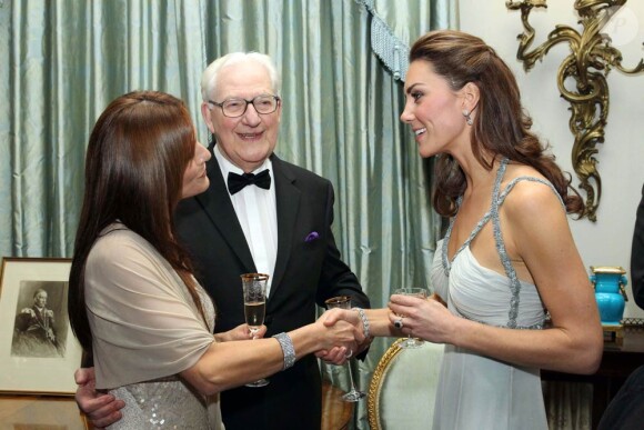 Catherine, duchesse de Cambridge, a été désignée comme étant la femme la mieux habillée par la revue Harper's Bazaar, en novembre 2011.