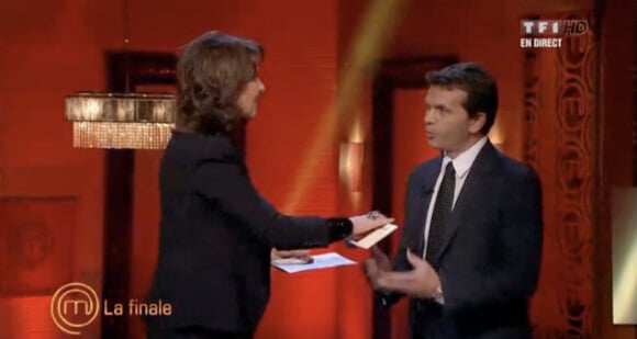 Carole Rousseau reçoit les résultats dans Masterchef 2 le jeudi 3 novembre 2011 sur TF1