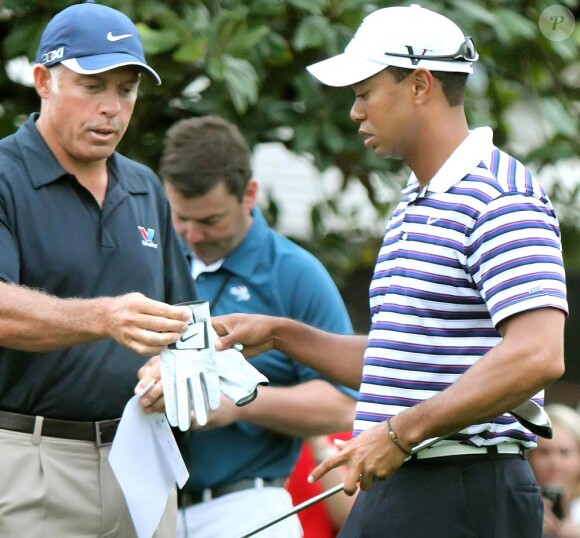 Steve Williams, ex-caddie de Tiger Woods débarqué en juillet 2011, s'est rendu coupable d'un dérapage verbal lors de la soirée annuelle des caddies, le 4 novembre 2011, en marge du championnat de golf de Shanghai.