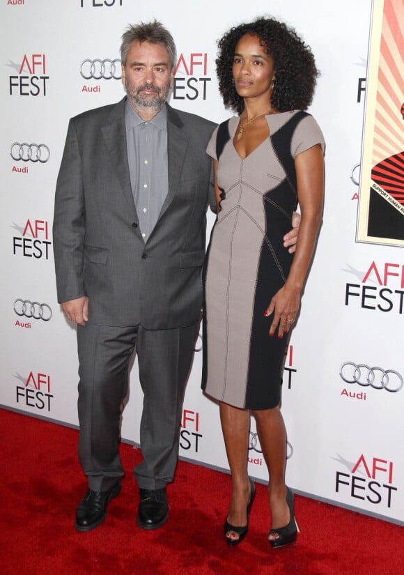 Luc Besson et sa femme Virginie Silla à la présentation de The Lady à Los Angeles le 4 novembre 2011