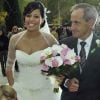 La mariée menée à l'autel par son père... Alberto Contador a épousé son amour de longue date, Macarena Pescador, dans sa ville natale de Pinto, le 5 novembre 2011.