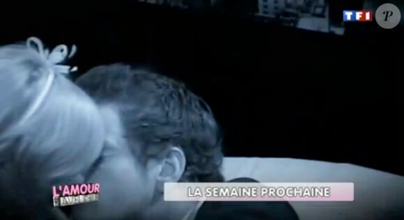 <p>Un autre duo s'embrasse dans L'amour est aveugle - bande-annonce de l'émission diffusée le 11 novembre 2011 sur TF1</p>