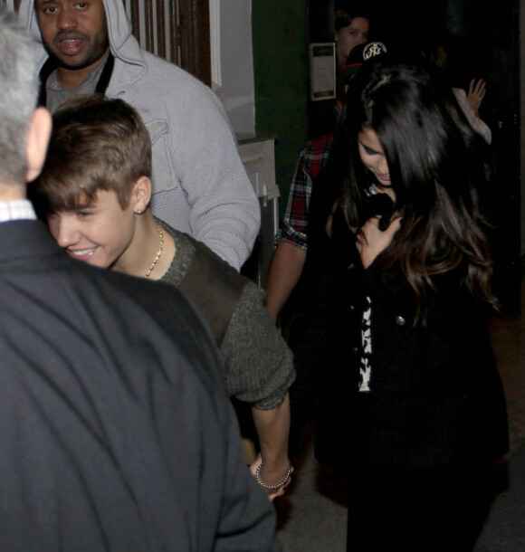 Justin Bieber et Selena Gomez quittent des studios de télévision à Madrid (Espagne), le vendredi 11 novembre 2011.