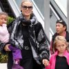 Heidi Klum, sa maman Erna, et ses filles Lou et Leni font du shopping à Los Angeles, le 12 novembre 2011.
