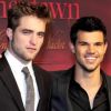 Robert Pattinson et Taylor Lautner présentent Twilight : Révélation 1ère partie, à Berlin, le 18 novembre 2011.