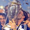 David Beckham peut enfin embrasser le trophée le 20 novembre 2011 au Home Depot Center de Carson à Los Angeles après sa victoire en finale du championnat des États-Unis