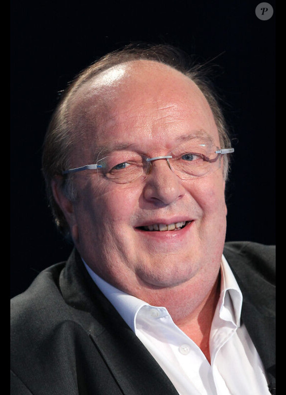 Bernard Mabille lors de l'enregistrement de l'émission Vendredi sur un plateau !, diffusée le vendredi 25 novembre 2011, sur France 3