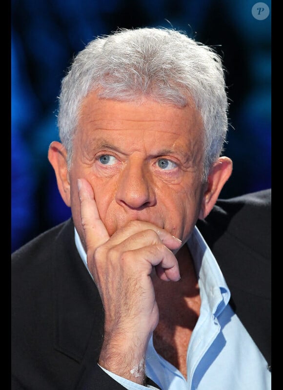 Georges Beller lors de l'enregistrement de l'émission Vendredi sur un plateau !, diffusée le vendredi 25 novembre 2011, sur France 3