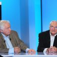 Michel Galabru et son frère Marc lors de l'enregistrement de l'émission Vendredi sur un plateau !, diffusée le vendredi 25 novembre 2011, sur France 3